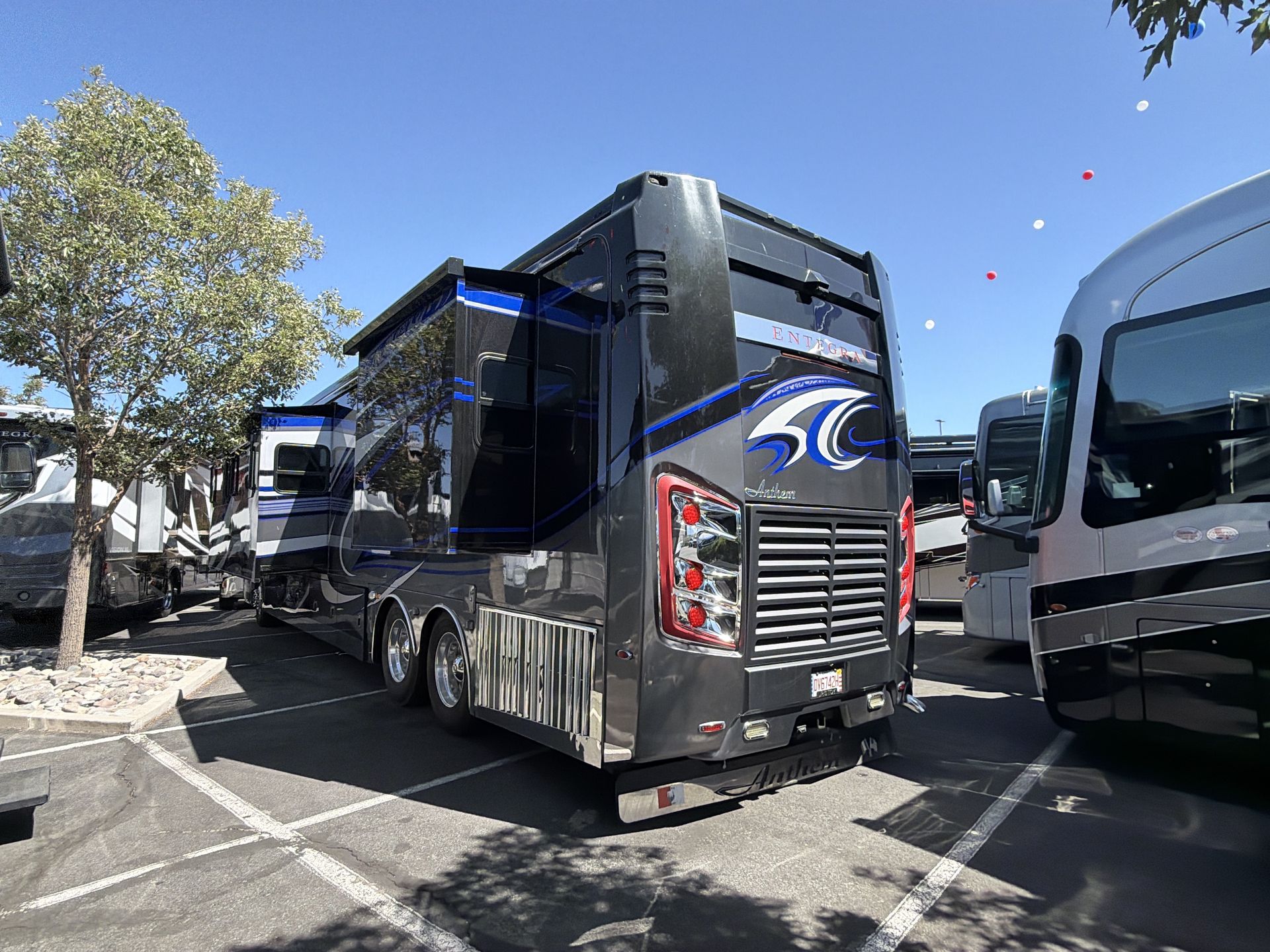 2017 Entegra Coach Anthem 44DLQ - Image 5