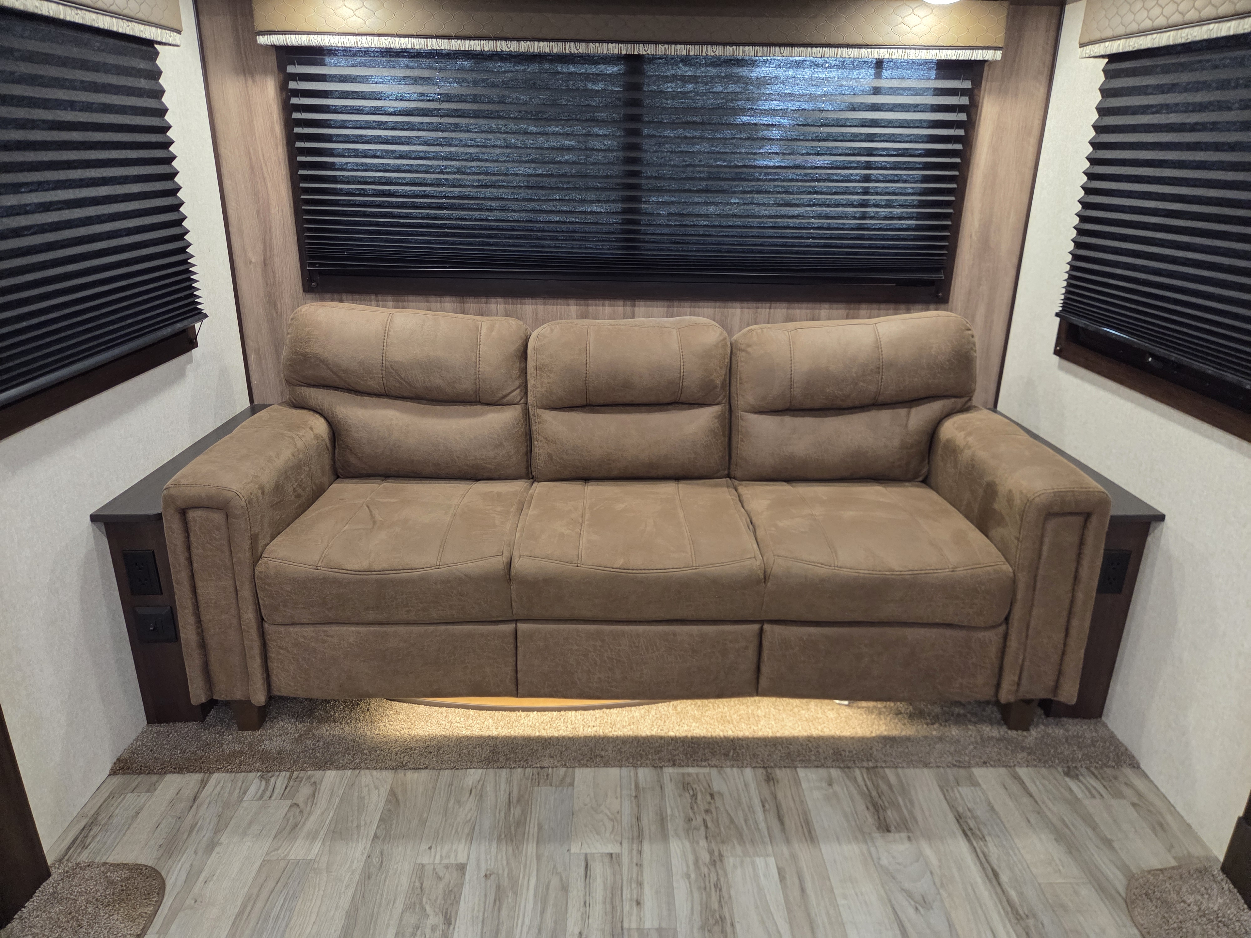 2018 Jayco White Hawk 31RL - Image 8