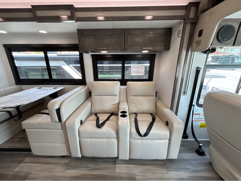 2026 JAYCO PRECEPT 34G - Image 10