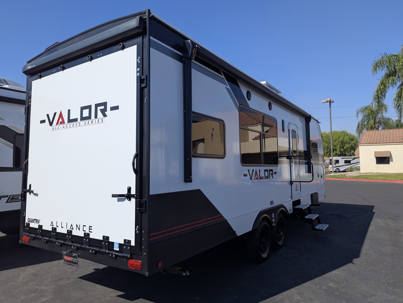 2026 Alliance RV Valor 27T14 - Image 5