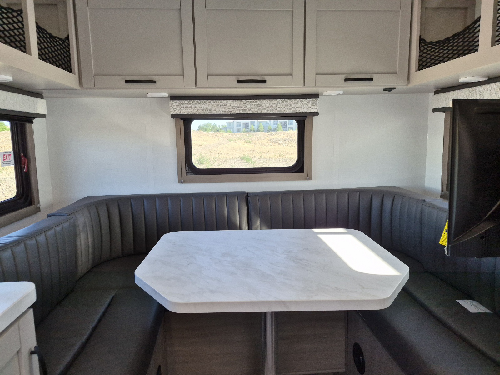 2027 Entegra Coach Odyssey SE 20LF - Image 15