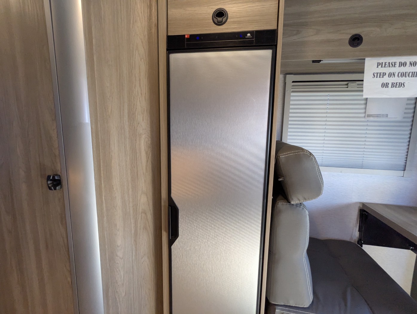 2026 Winnebago EKKO Sprinter 23B AWD - ATH Edition - Image 25