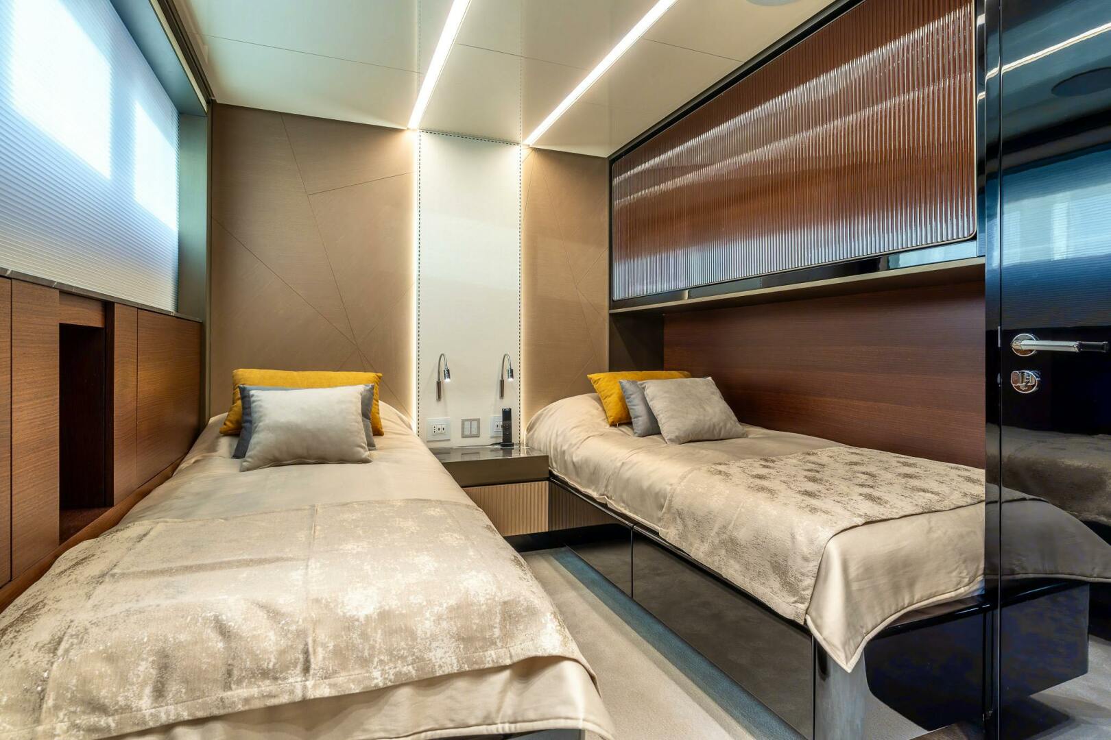 2024 AES Yacht - Image 37