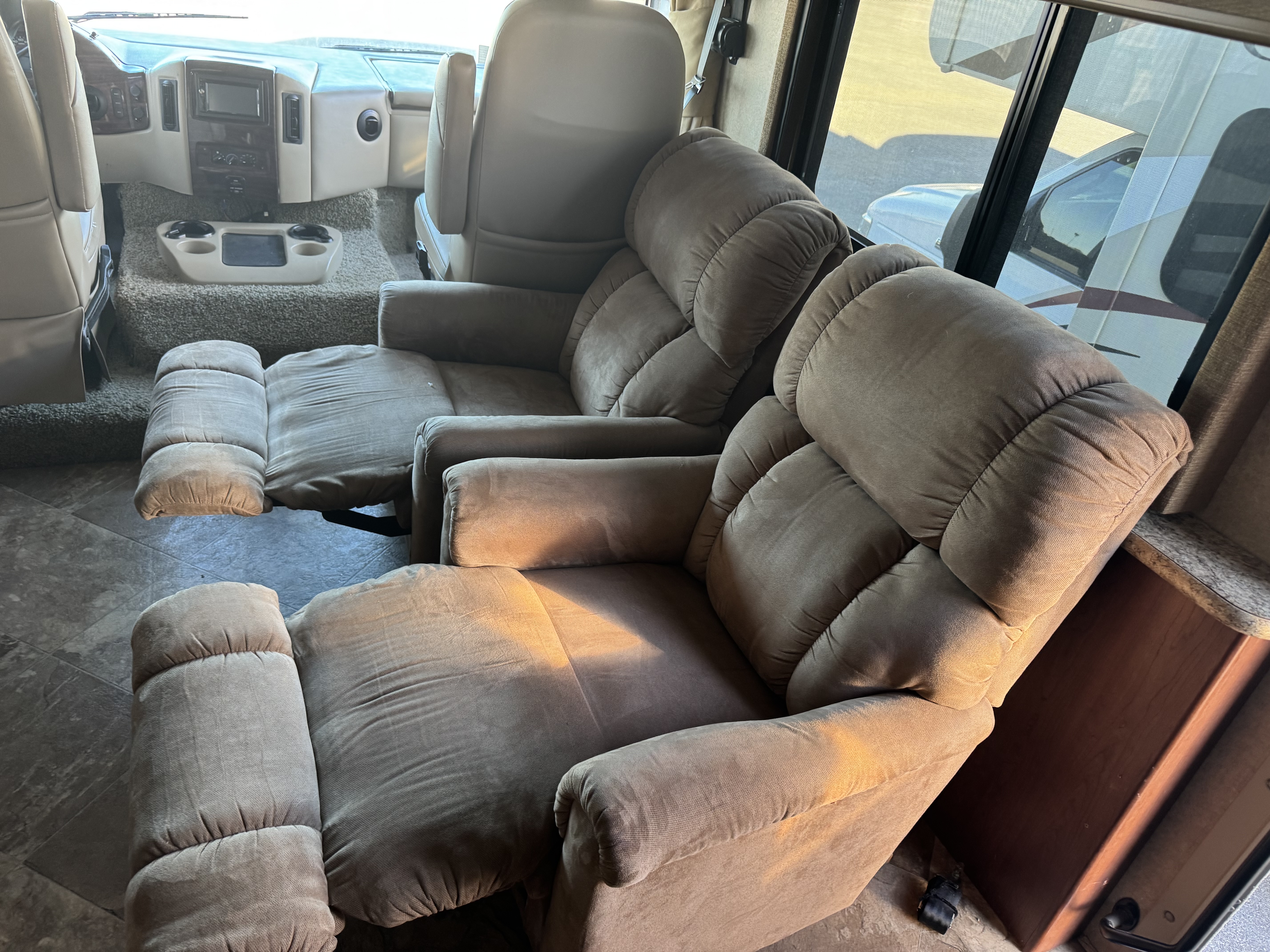 2015 Thor Motor Coach ACE 29.2 - Image 23