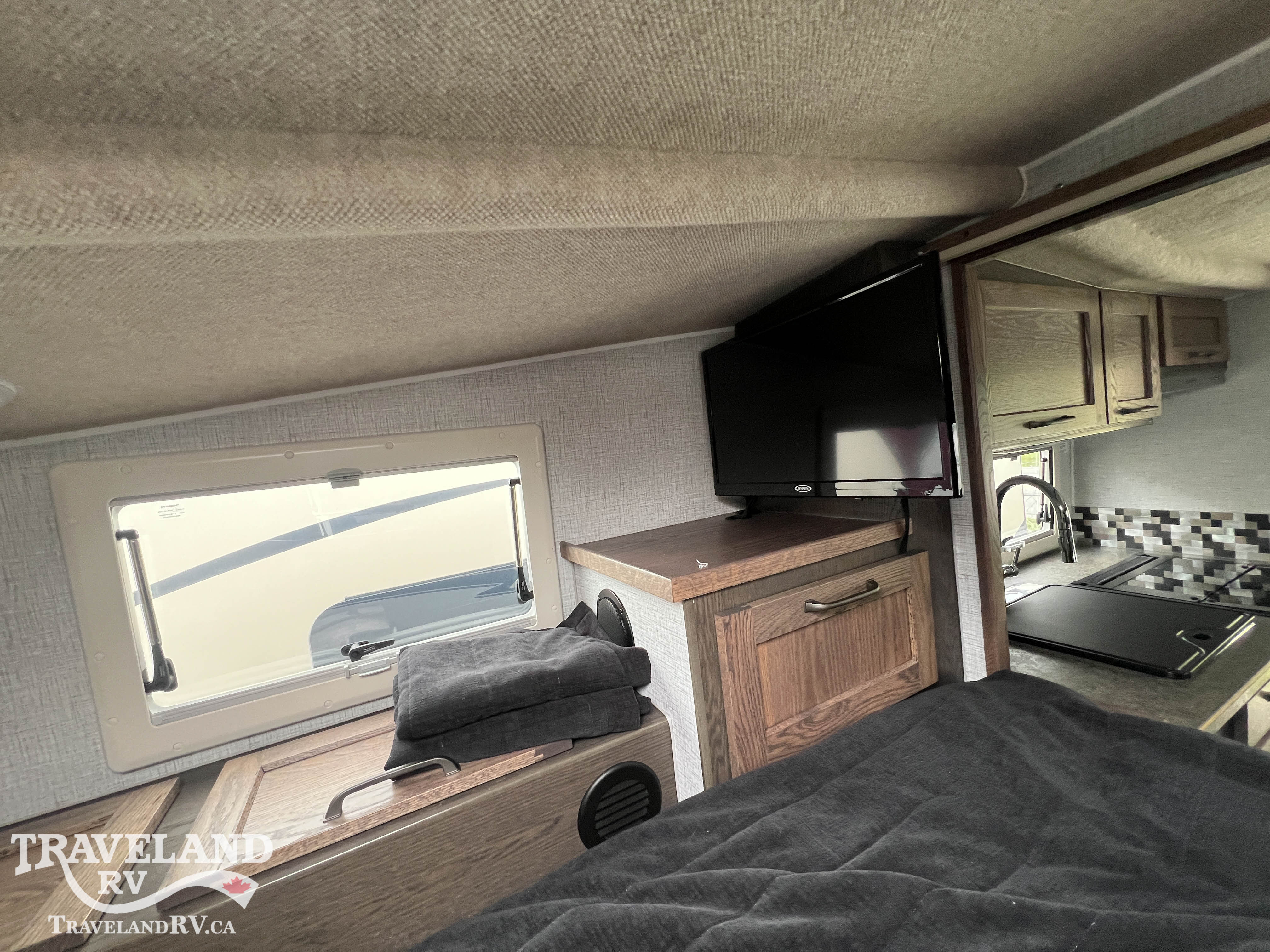 2025 NORTHERN LITE LIMITED EDITION 811DB - Image 25