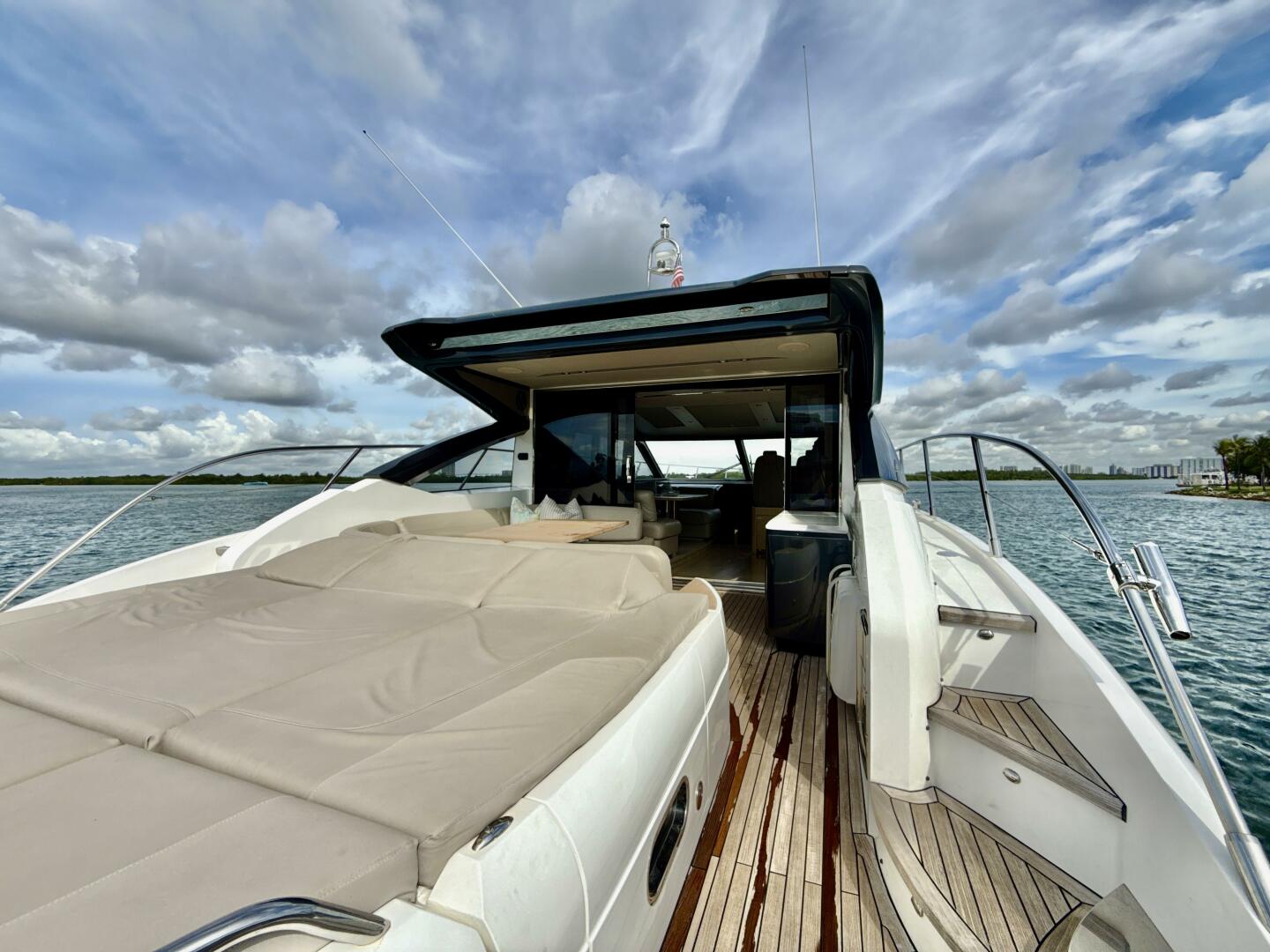 2017 Princess V58 - Image 38