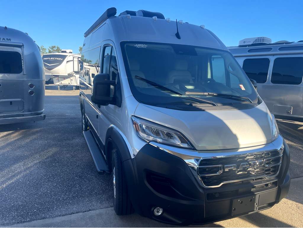 2026 THOR MOTOR COACH RIZE 18M - Image 1