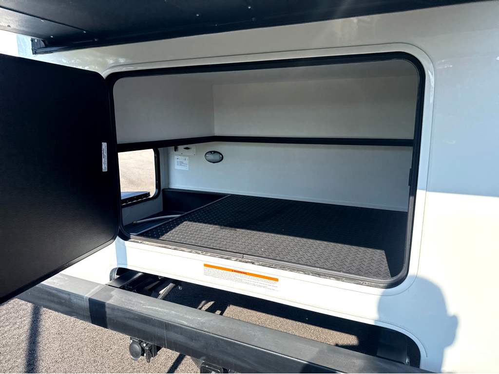 2027 JAYCO GREYHAWK 30Z - Image 6