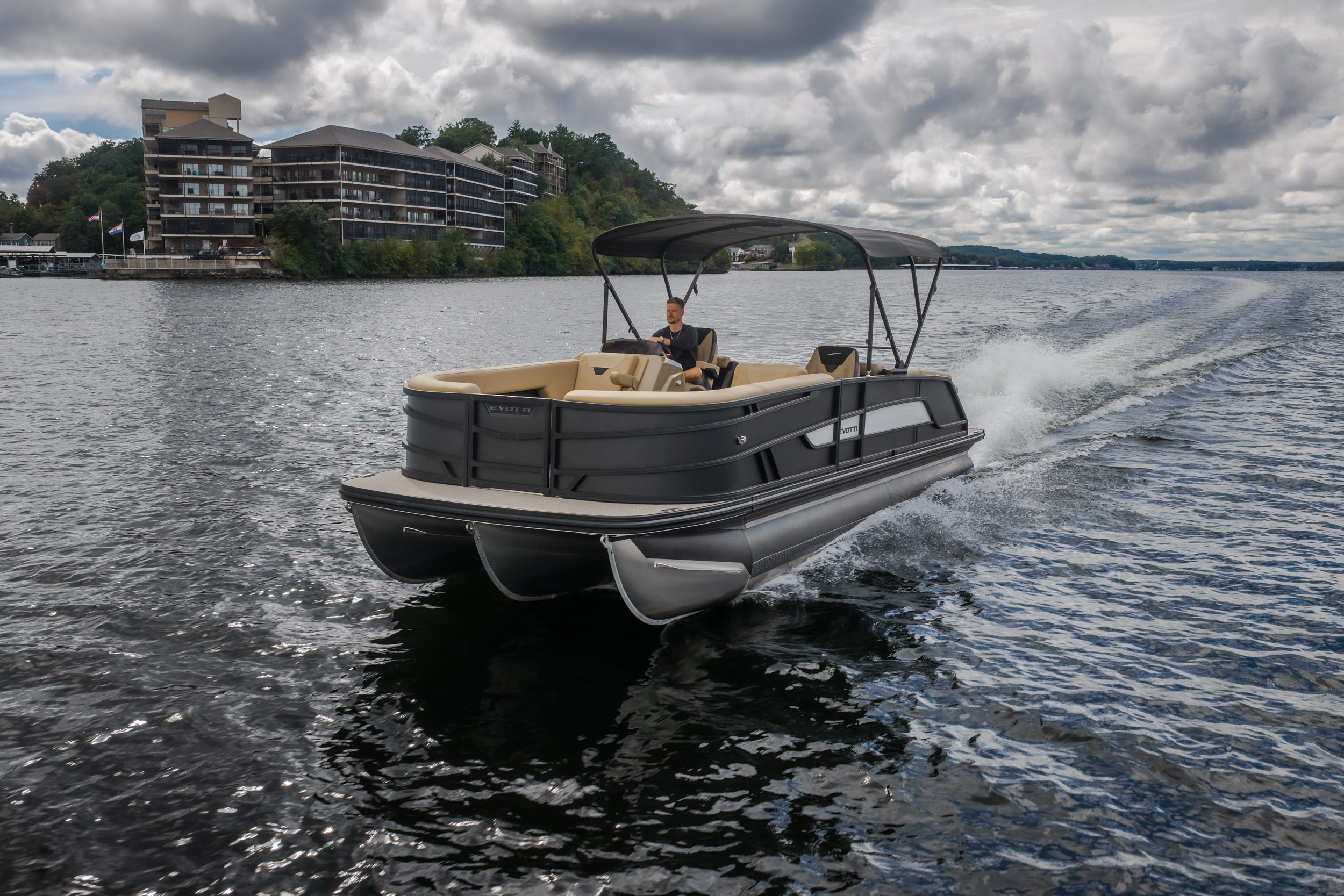 2026 Evotti 525 Quad Lounge - Image 66