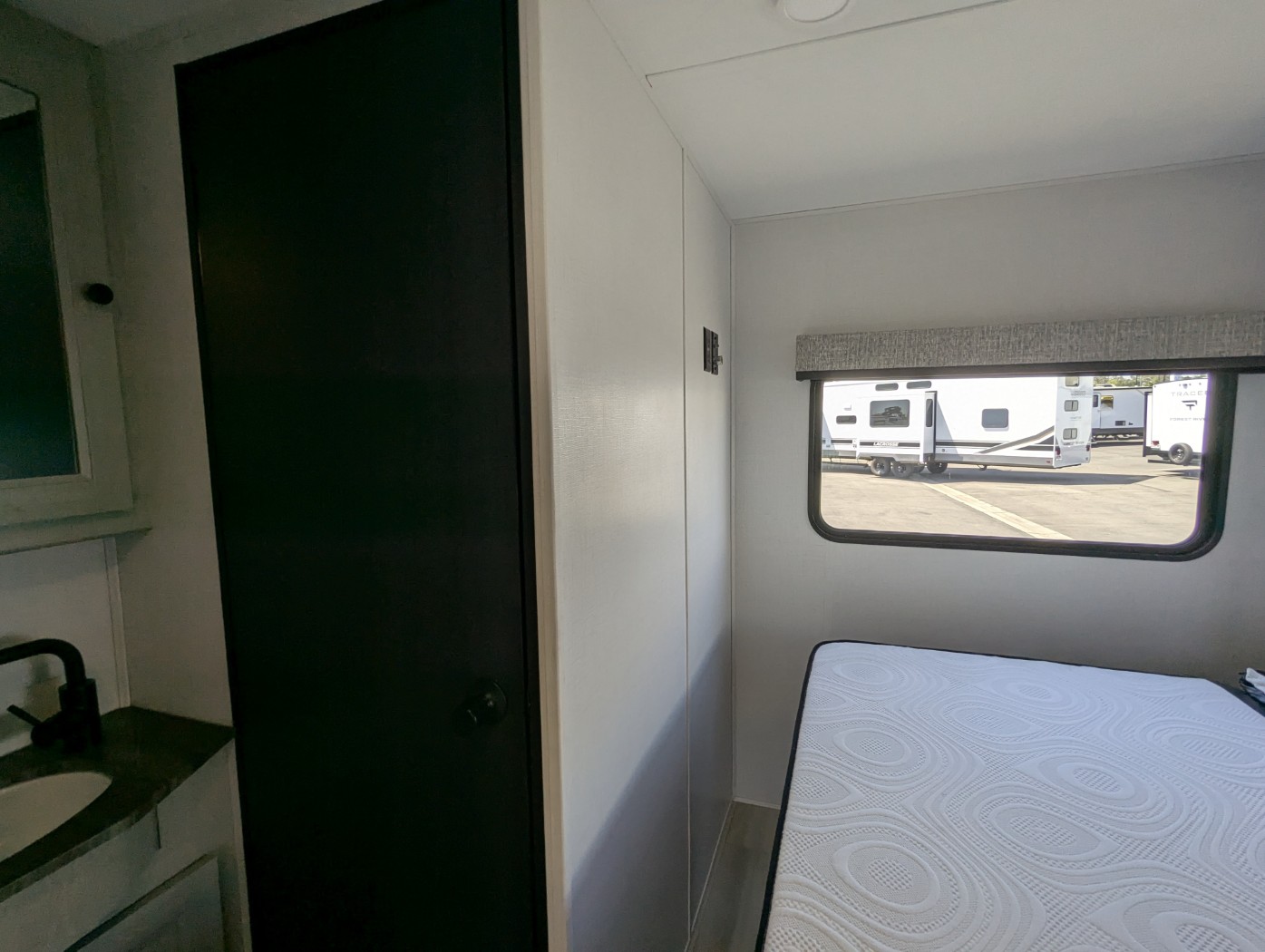 2025 Forest River Solera 22N - Image 24