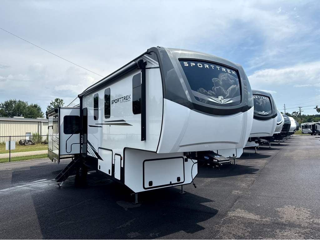 2027 VENTURE RV SPORTTREK 353VIK - Image 1