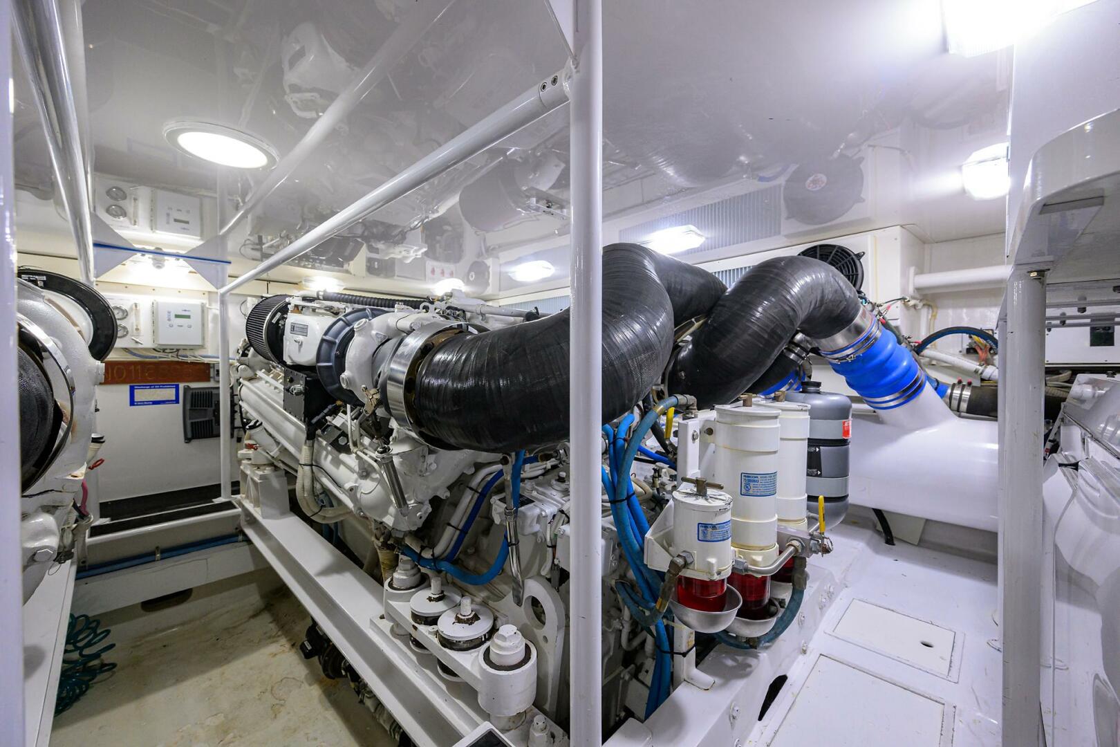 2004 Viking 65 Enclosed Bridge w/Tower - Image 74