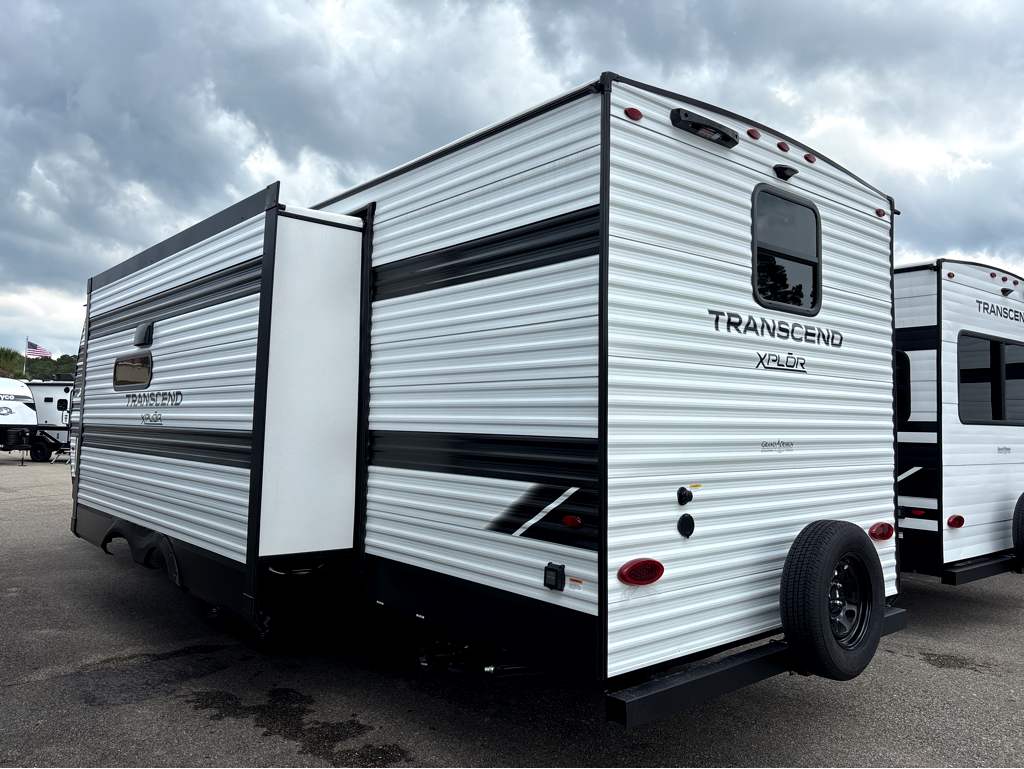 2026 GRAND DESIGN TRANSCEND 26RBX - Image 4