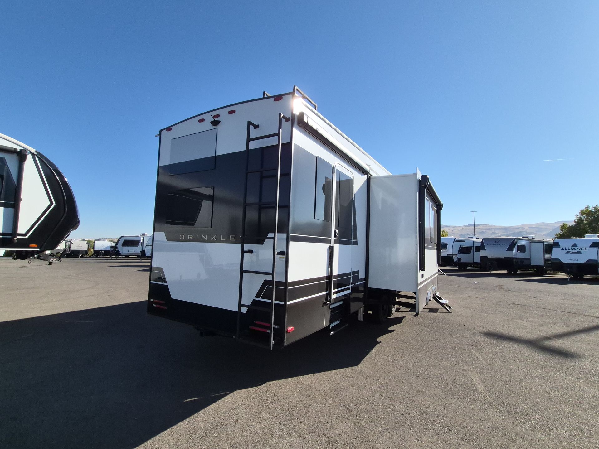 2027 Brinkley RV MODEL Z 3510 - Image 7