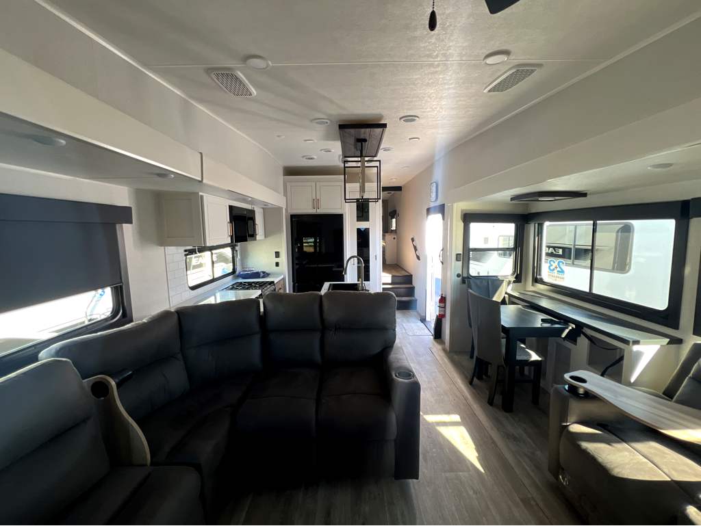 2026 JAYCO EAGLE 335LSTS - Image 22