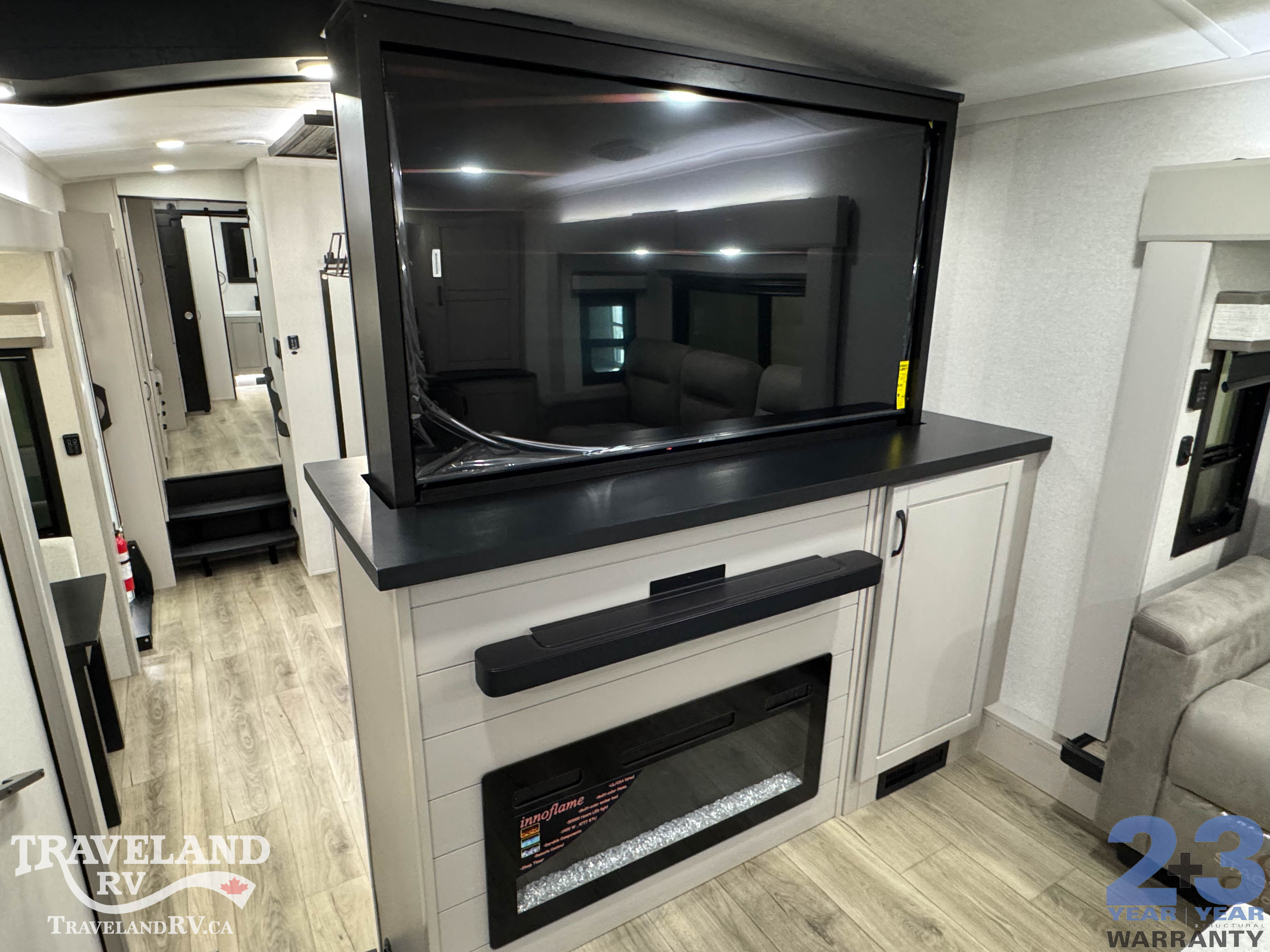2026 Jayco North Point 382FLRB - Image 14
