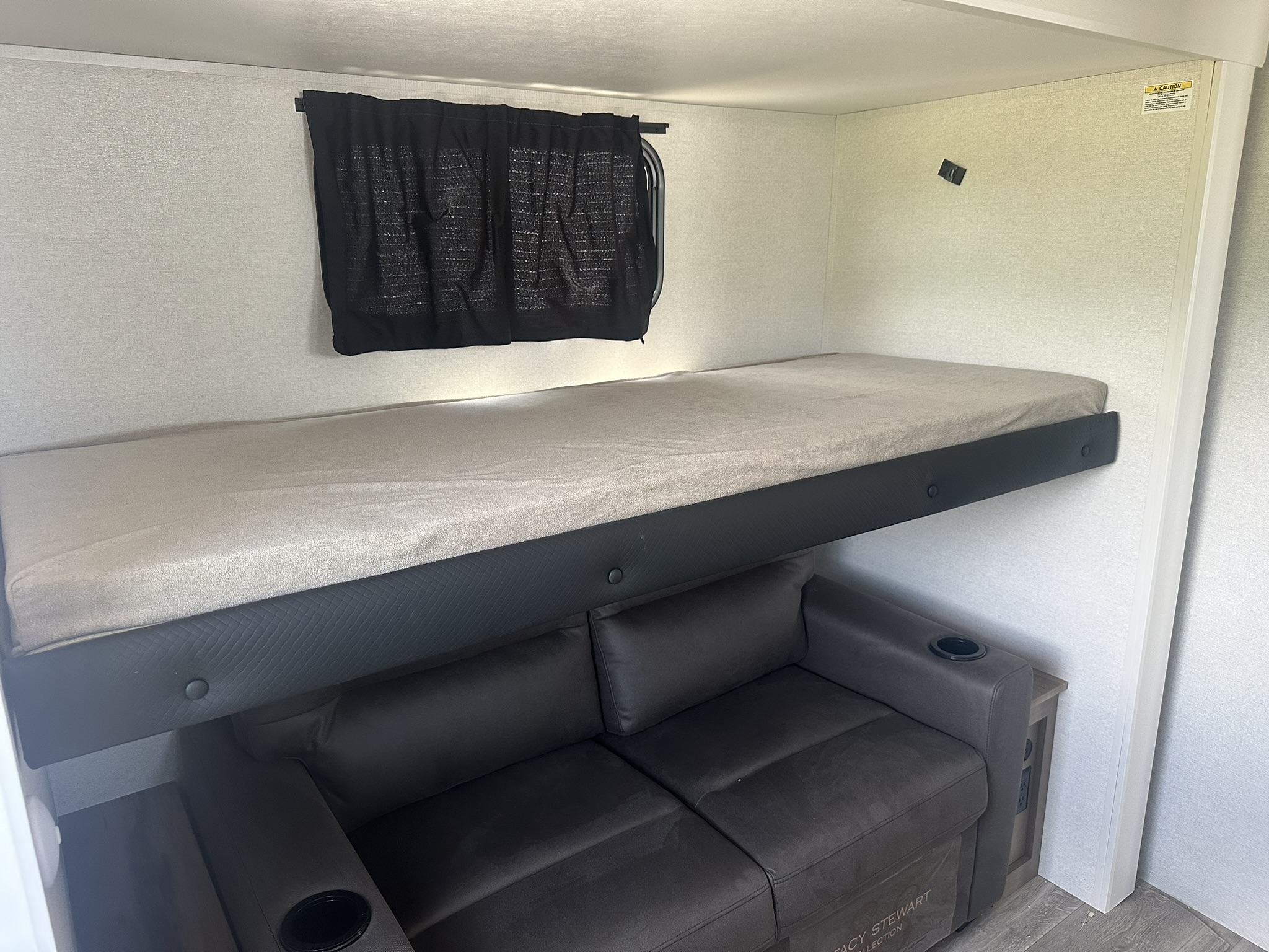 2027 JAYCO EAGLE 312BHOK - Image 29