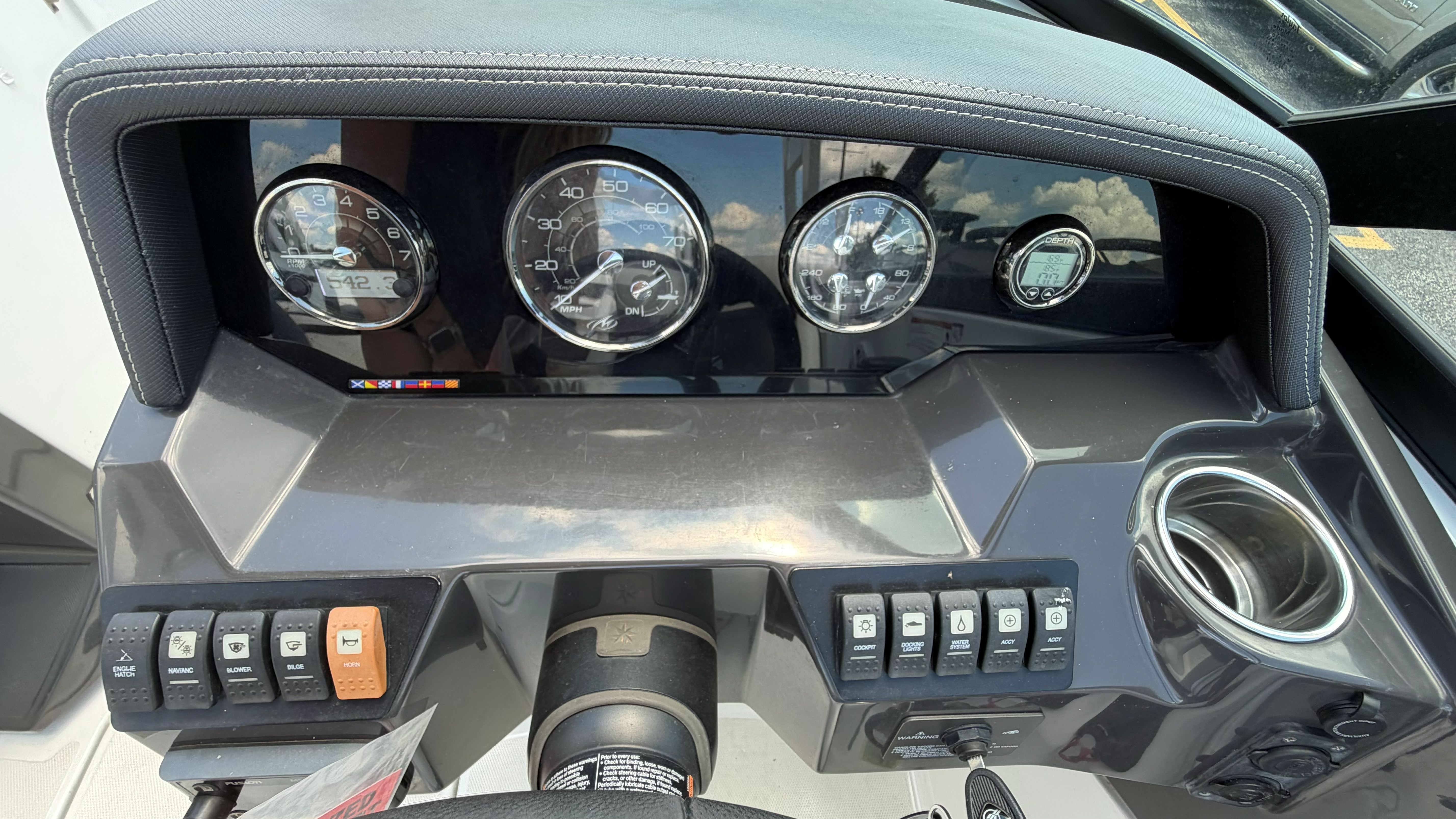 2024 Monterey M4 - Image 11