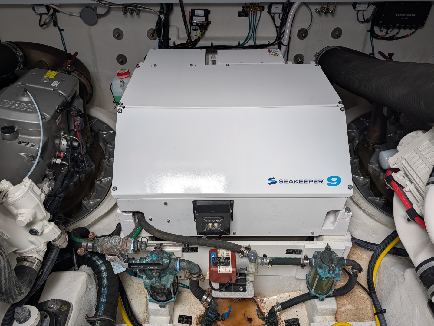 2022 Cruisers Yachts 54 Cantius - Image 66