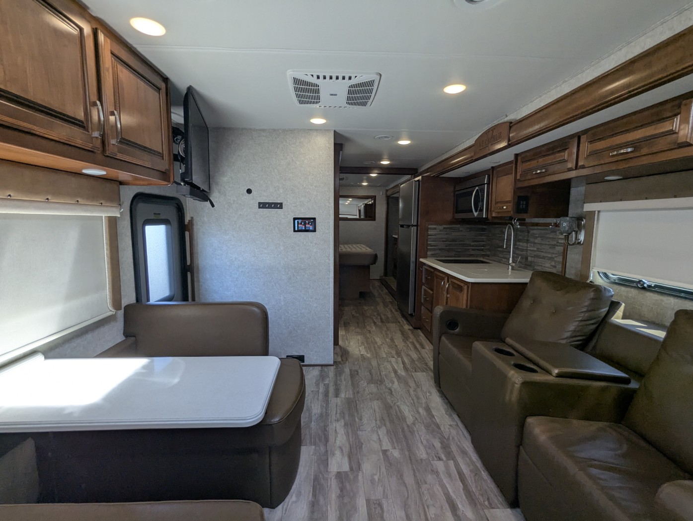 2019 Renegade RV Veracruz 35FWS - Image 32