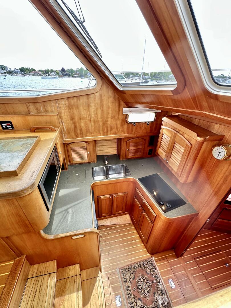 2002 Sabreline 36 Flybridge - Image 16