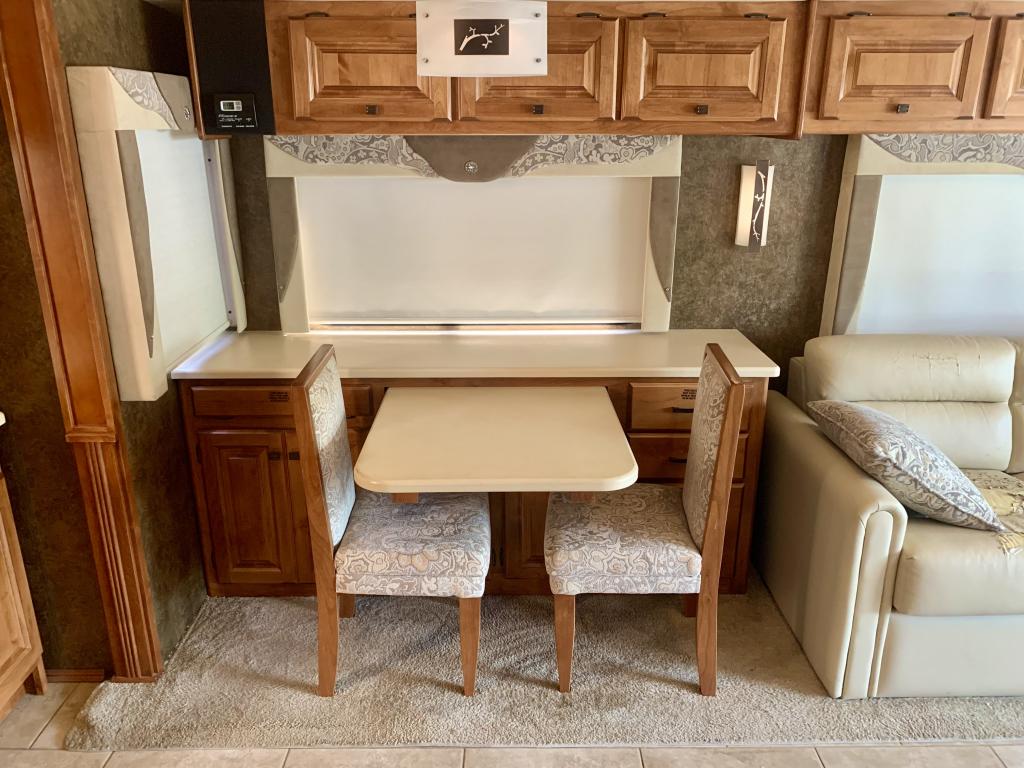 2014 ALLEGRO 36QSA - Image 30