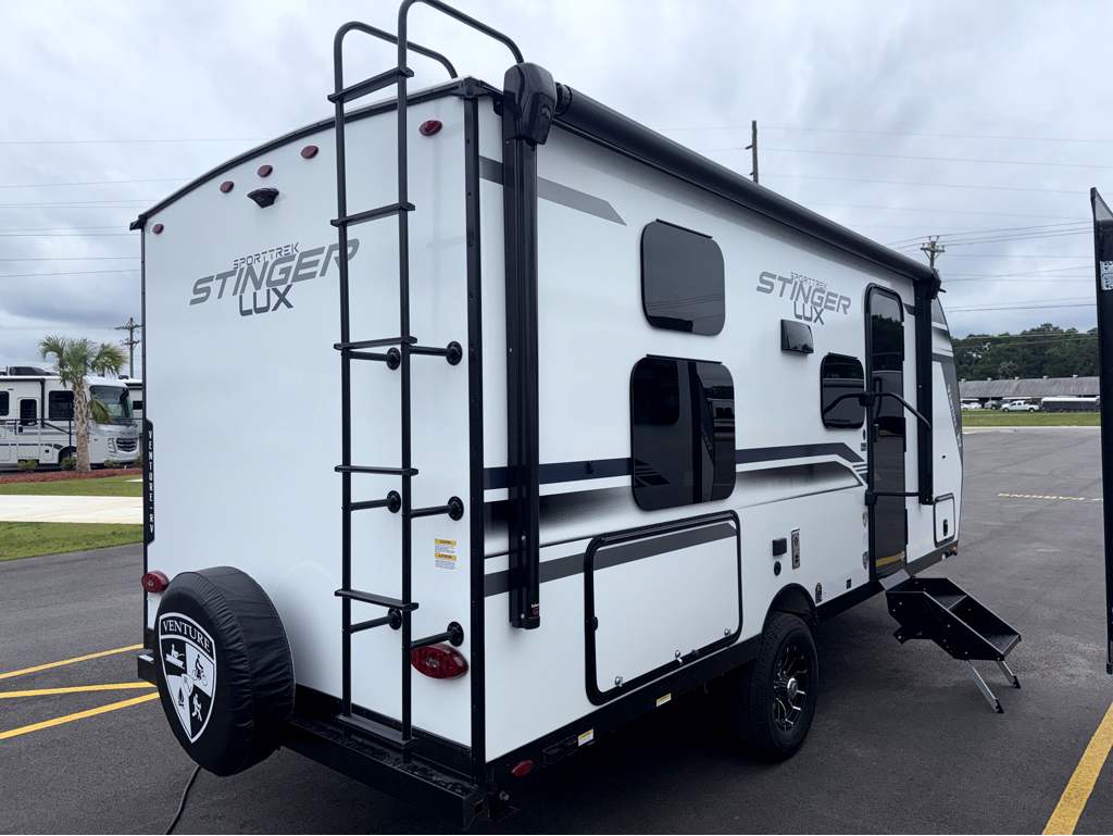 2026 VENTURE RV SPORTTREK STINGER 161VUD - Image 5