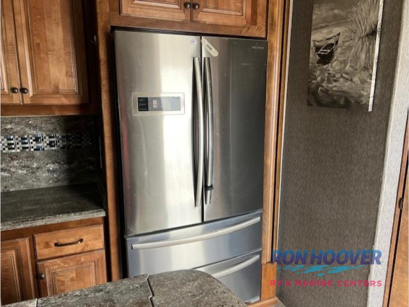 2019 HEARTLAND LANDMARK 365 NEWPORT - Image 10