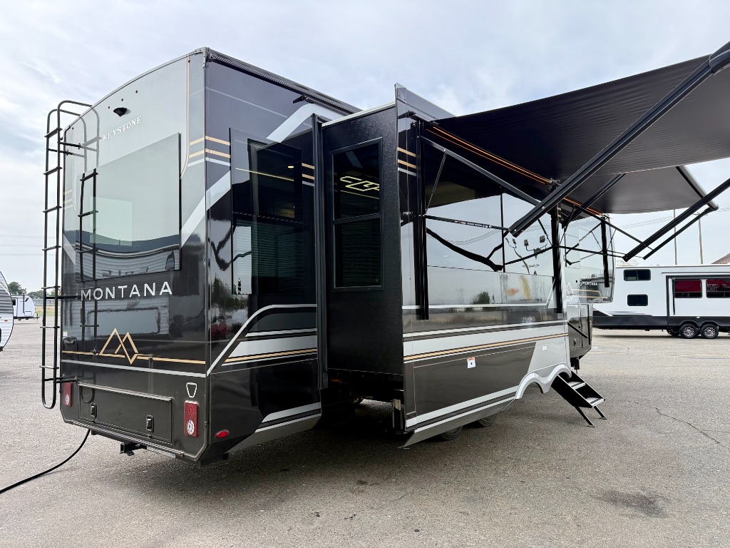 2026 Montana 3100RL - Image 4