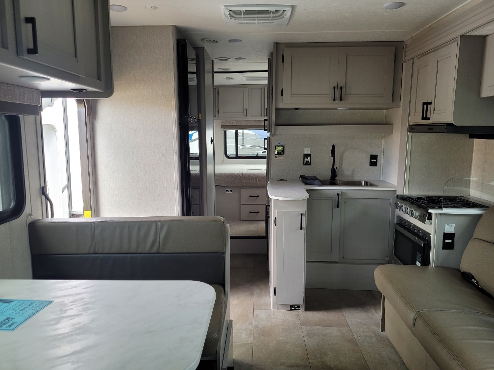 2025 Coachmen Leprechaun 260QB - Ford E-450 - Image 5