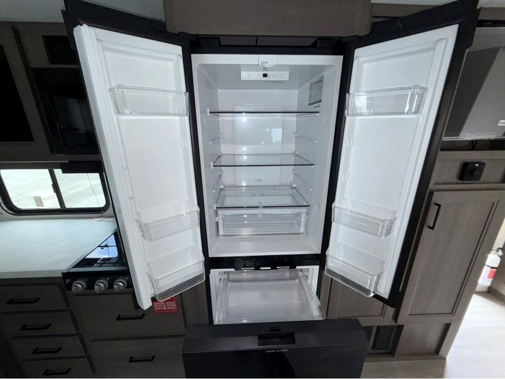 2026 GRAND DESIGN TRANSCEND 305BHT - Image 18