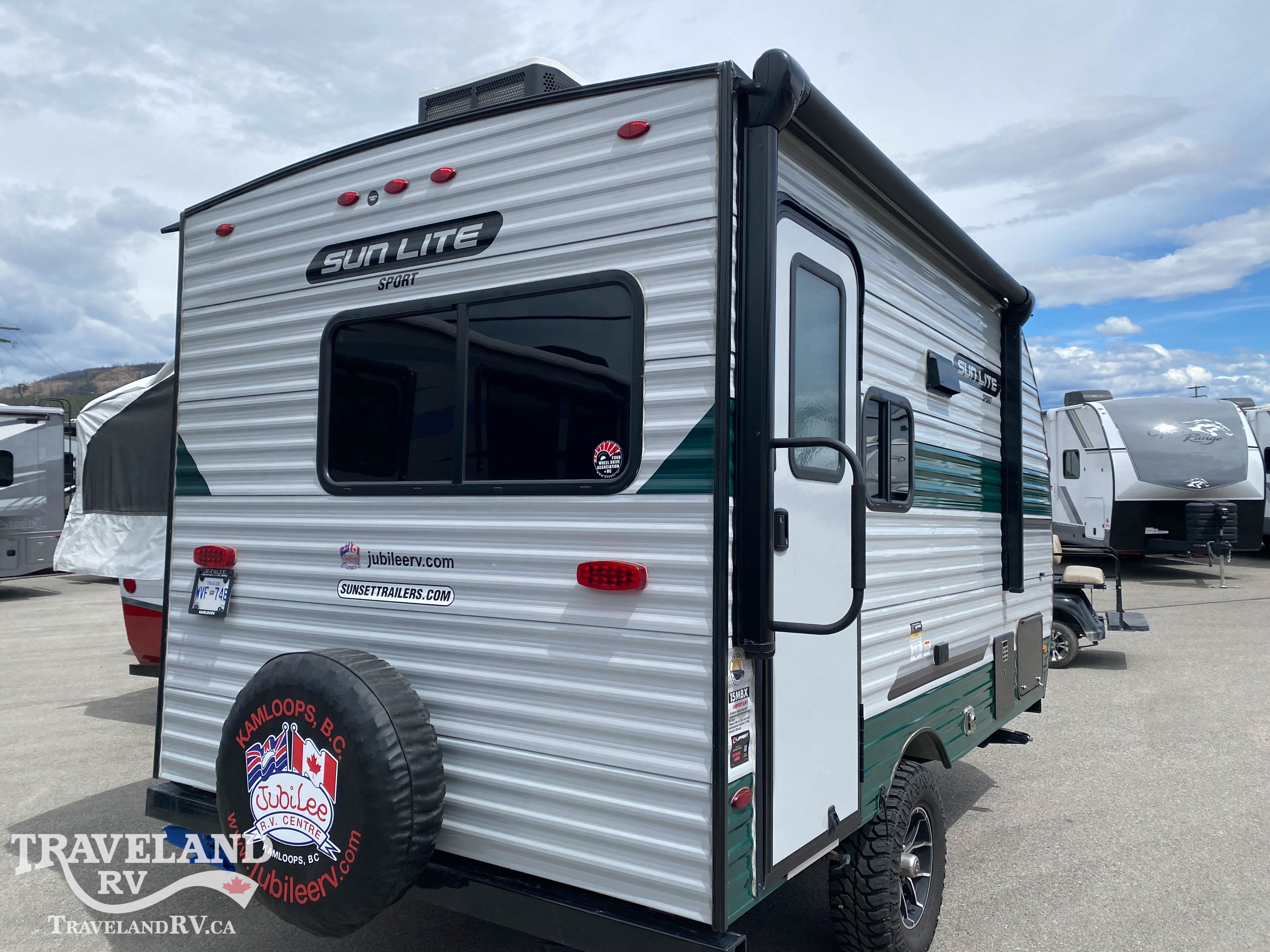 2025 SUNSET PARK RV SUN LITE 15MBX - Image 5