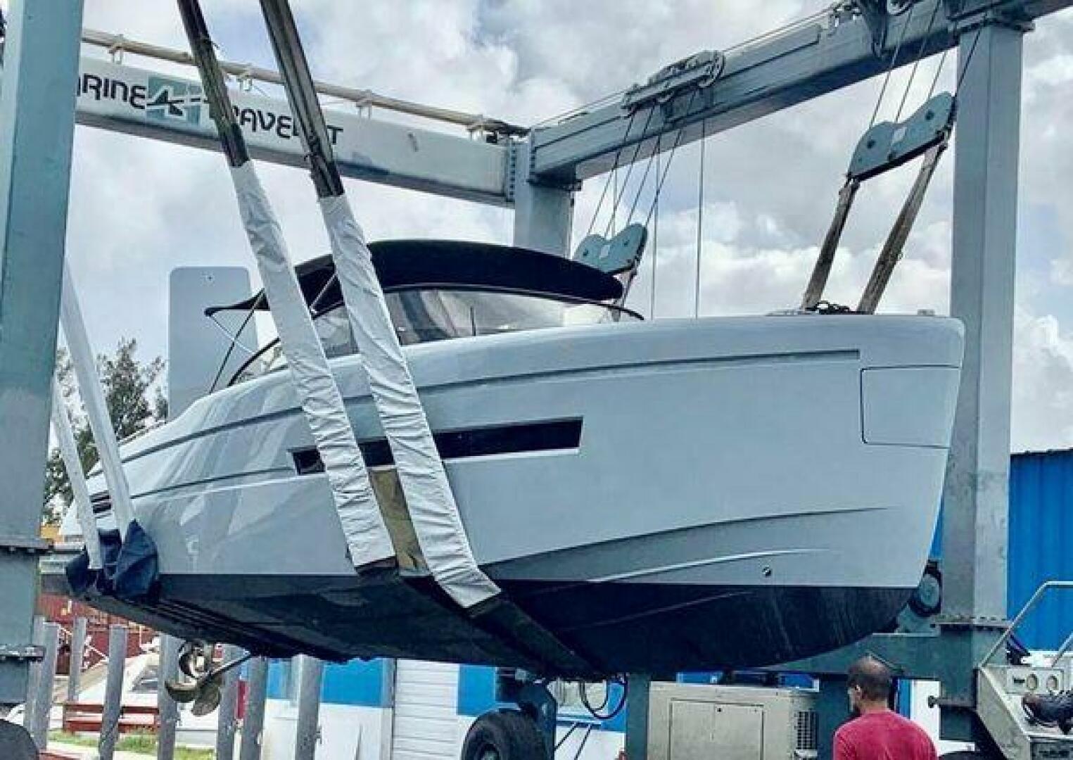 2018 Canard eMotion HYBRID - Image 31