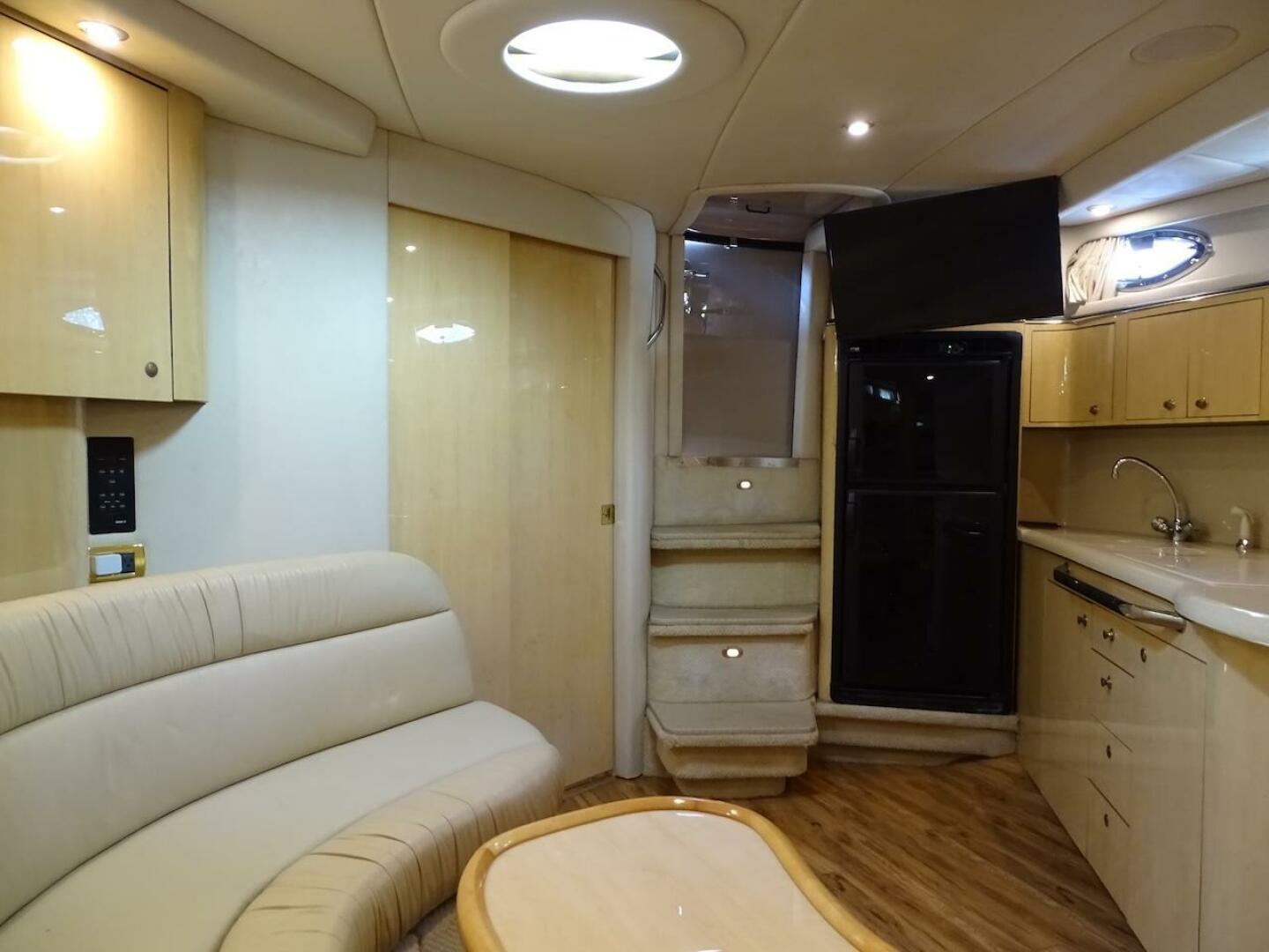 2001 Sea Ray 410 Sundancer - Image 15