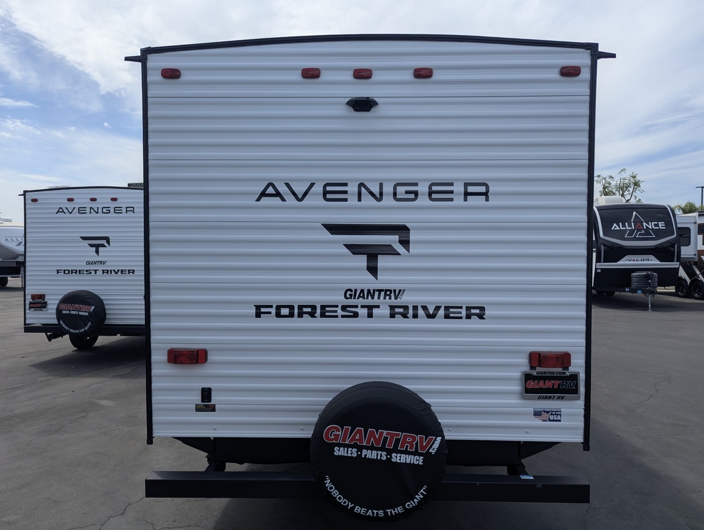 2027 Forest River Avenger 26DBS - Image 8