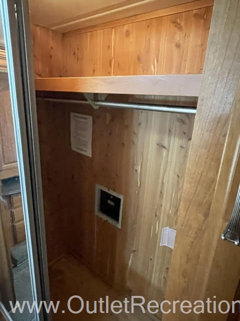 2009 COACHMEN SPORTSCOACH LEGEND 40QIK - Image 37