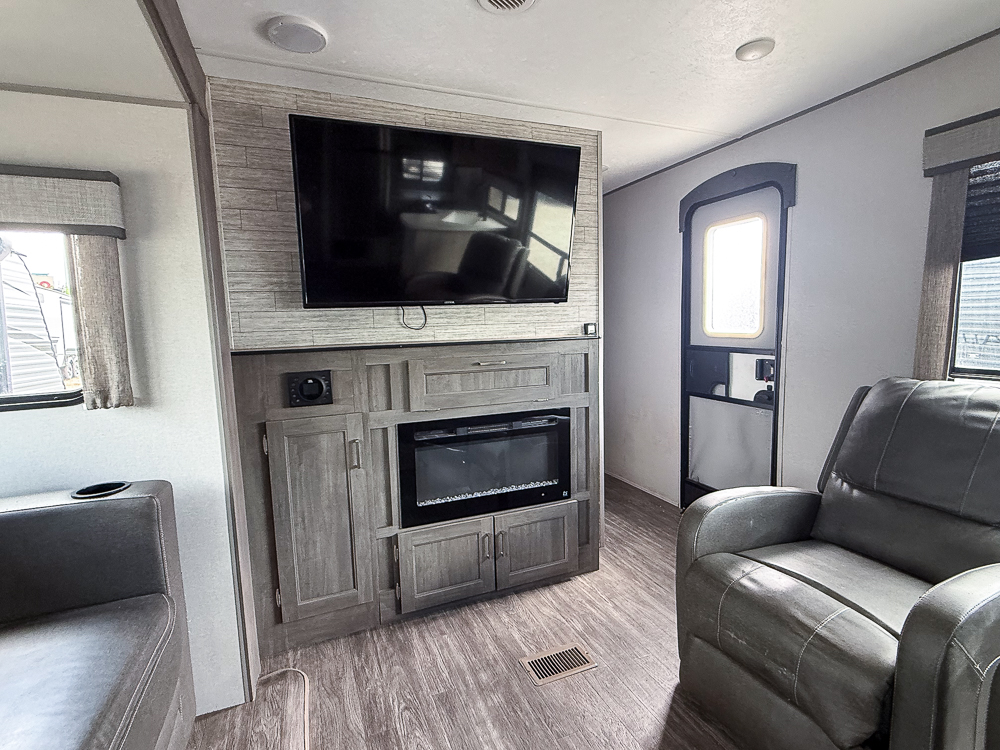 2024 FOREST RIVER 31KDS - Image 38