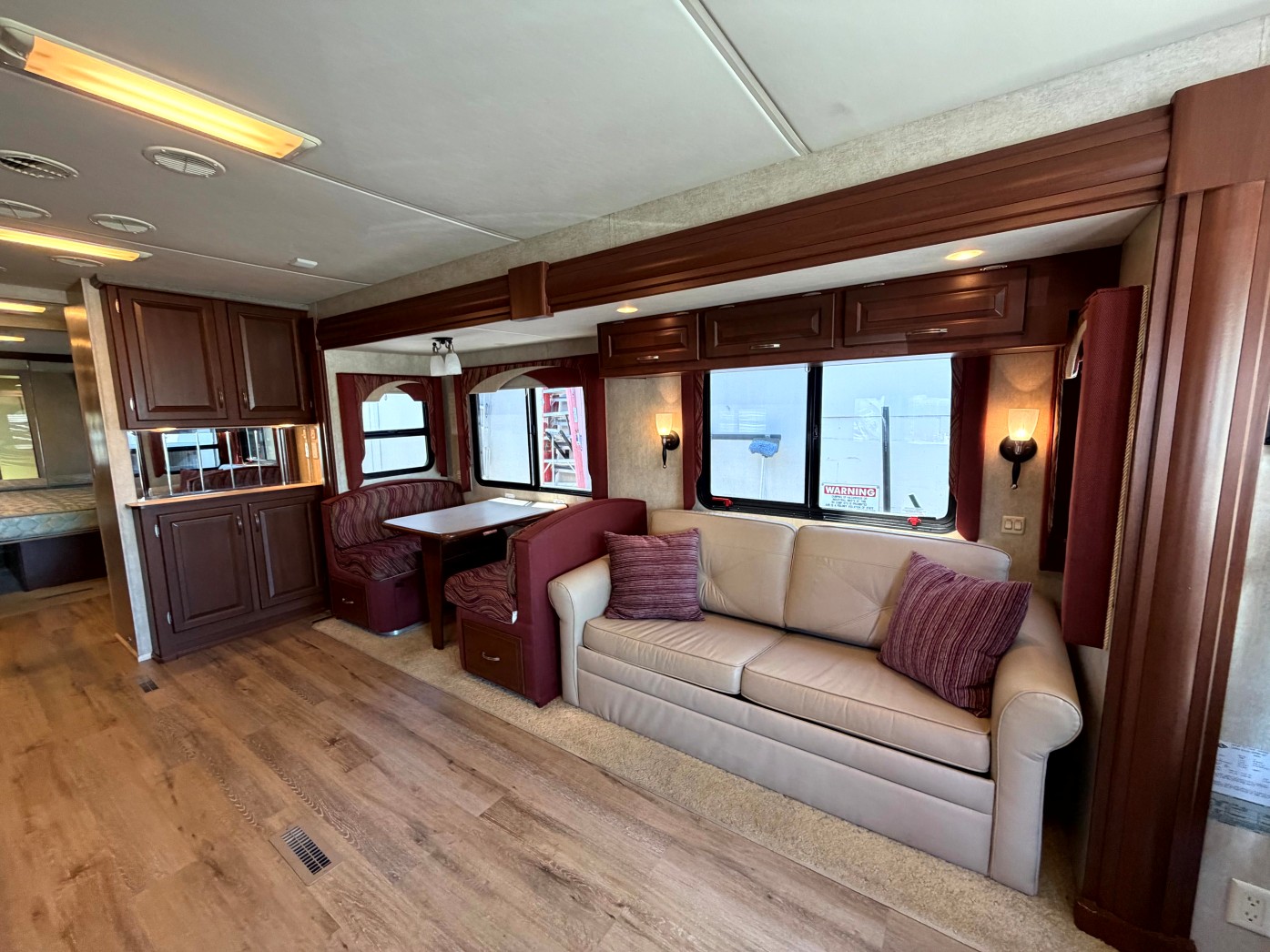 2007 Newmar Ventana 3933 - Image 10