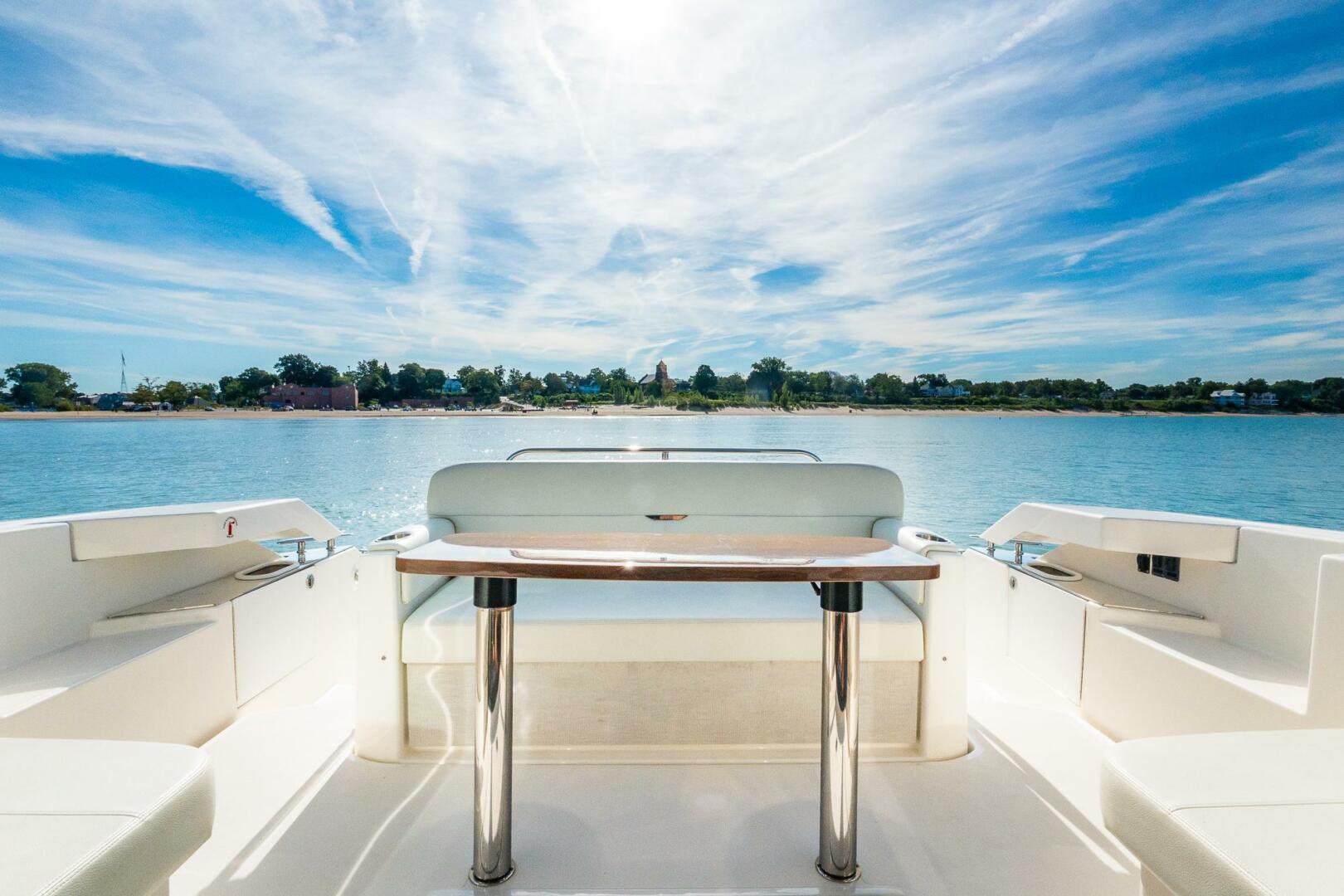 2022 Tiara Yachts 39 Coupe - Image 4