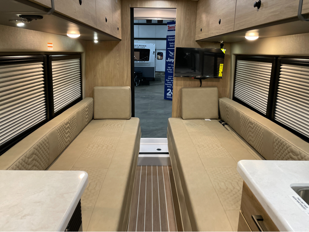 2027 Jayco Solstice 21T - Image 7