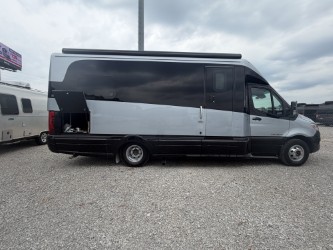2027 AIRSTREAM ATLAS 25RT - Image 31