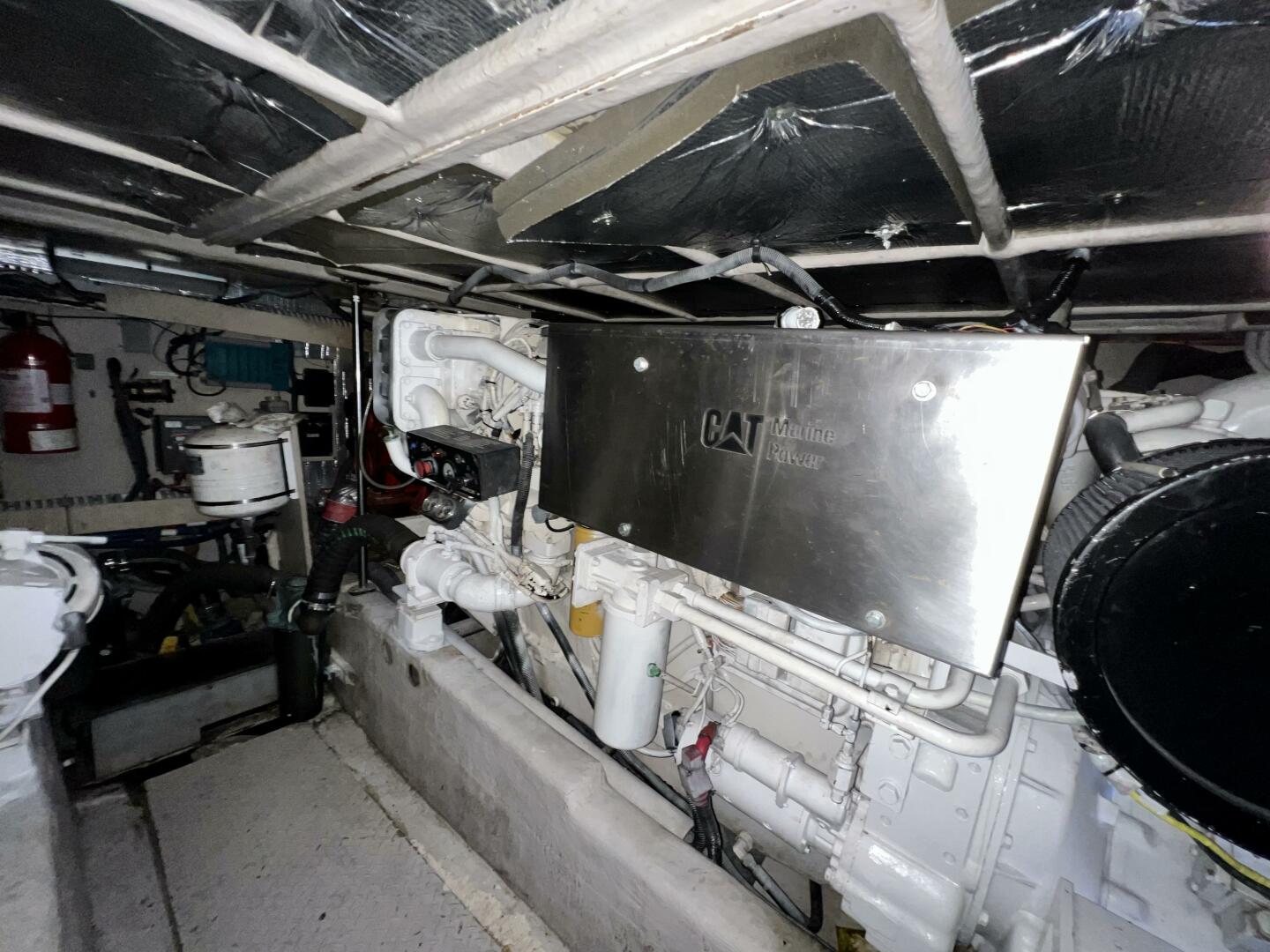 2002 Sea Ray 560 Sedan Cruiser - Image 46