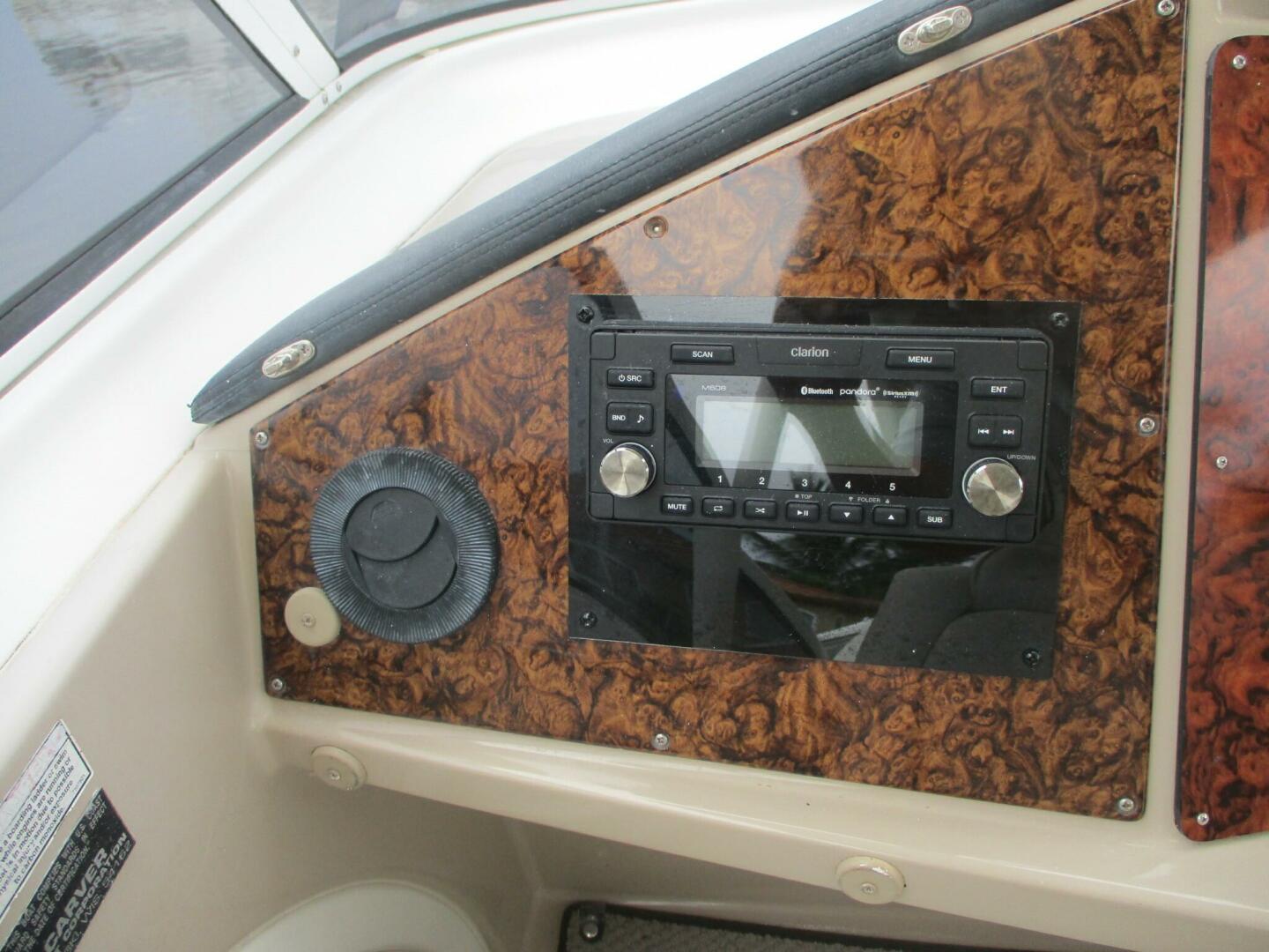 2006 Carver - Image 10
