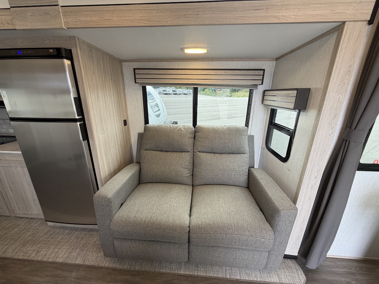 2022 CRUISER RV SHADOW CRUISER 22RKS - Image 12