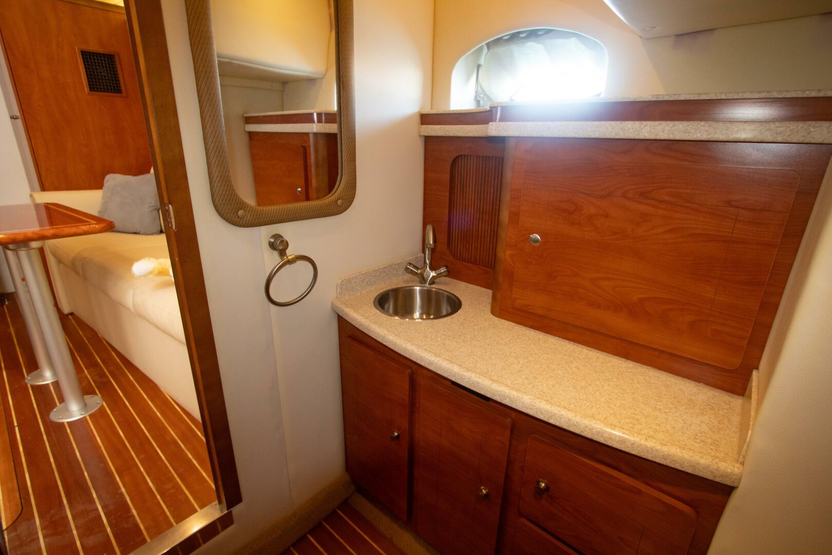 2008 Rinker 40 Express Cruiser - Image 9