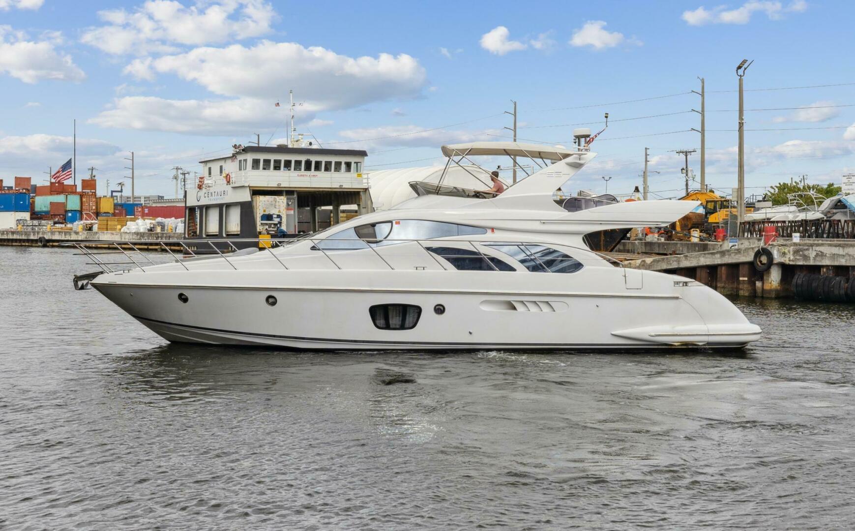 2005 Azimut 55 flybridge - Image 6