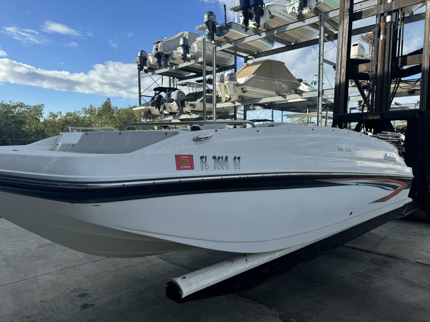 2021 Hurricane SunDeck Sport 188-OB - Image 3