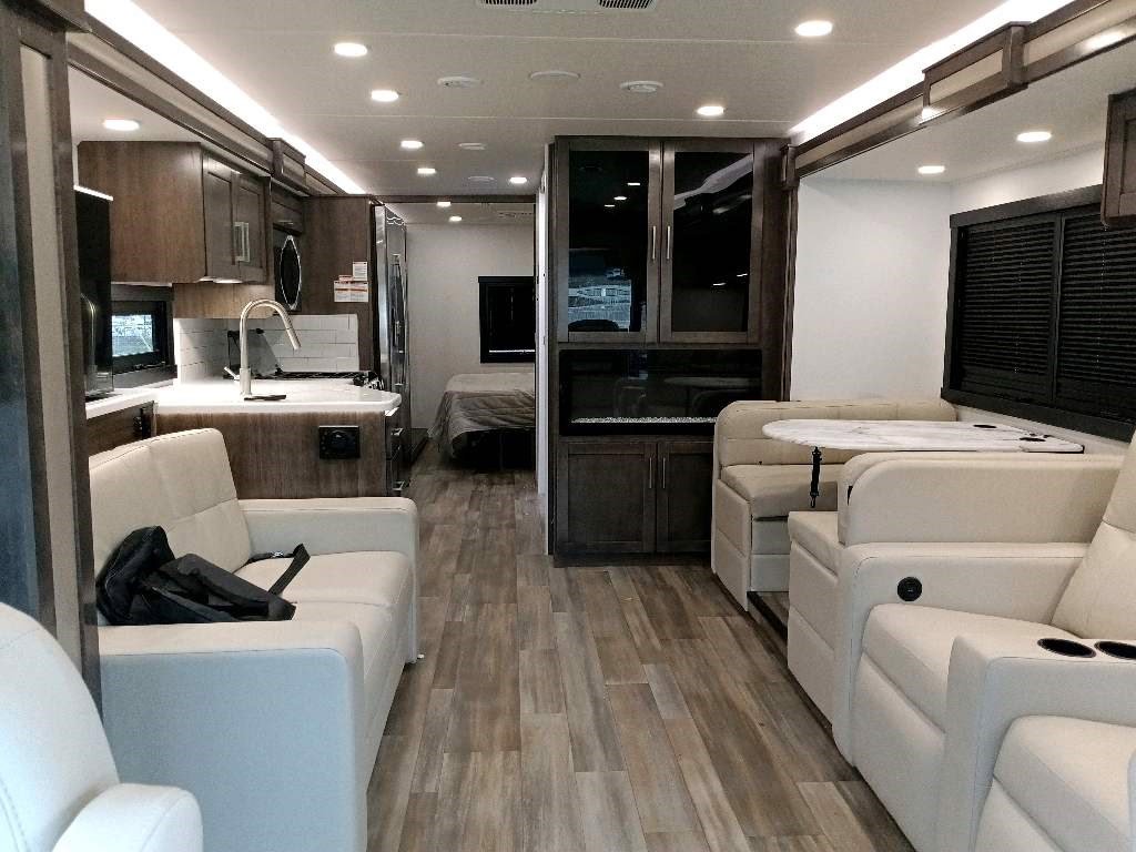 2026 ENTEGRA COACH VISION XL 34G - Image 11