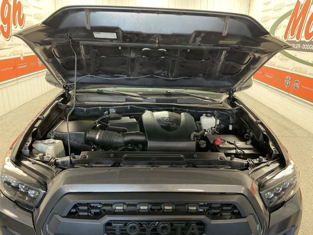 2022 Toyota Tacoma TRD Off-Road Crew Cab 4WD V6 - Image 11