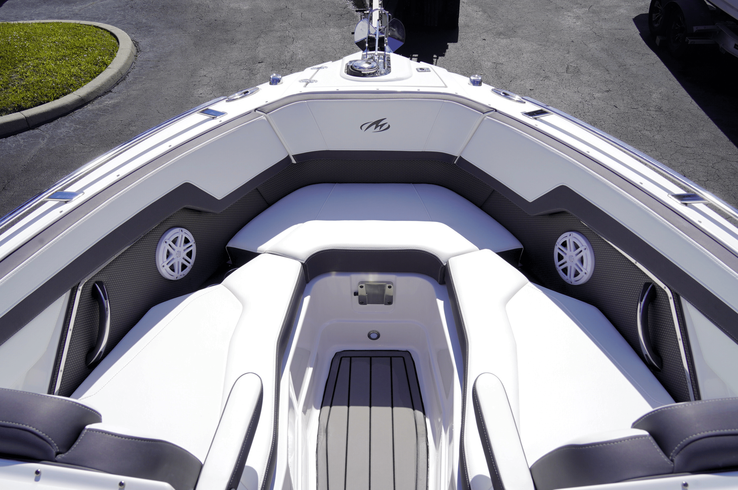 2023 MONTEREY 275SS - Image 24